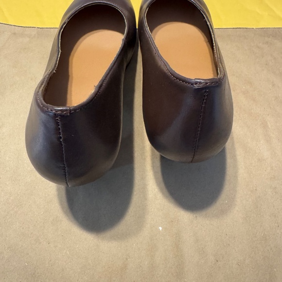 ARRAY LOW HEEL LEATHER PUMPS - Picture 2 of 10